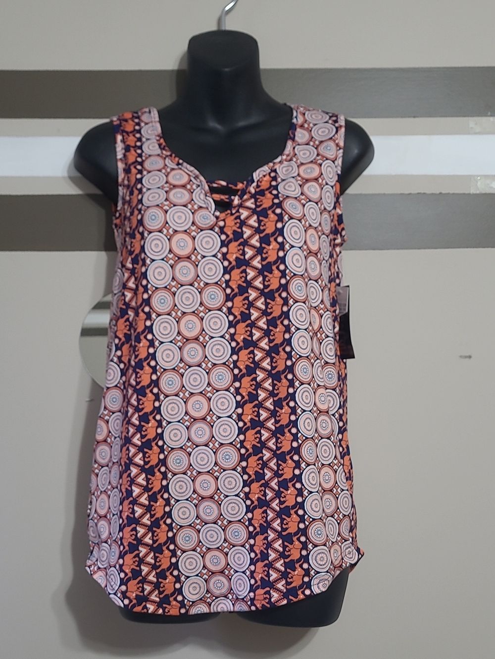 NWT MAGAZINE Sleeveless Navy & Peach Geometric / Animal Printed Tank Top Sz SM
